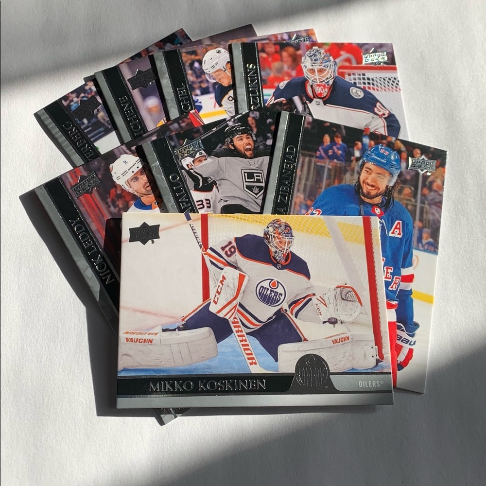 Lot of 8: ‘20 Upper Deck NHL Cards